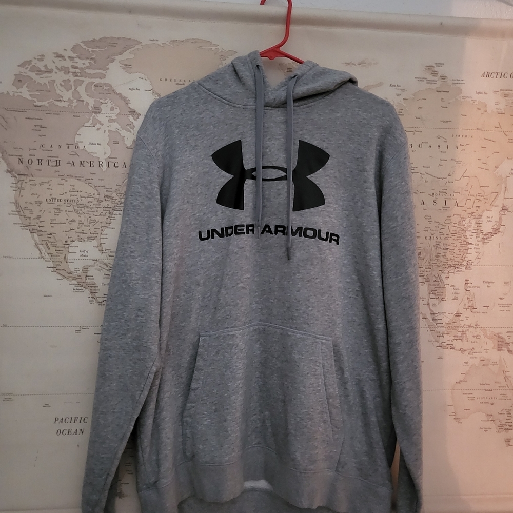 Under Armour Hoodie
